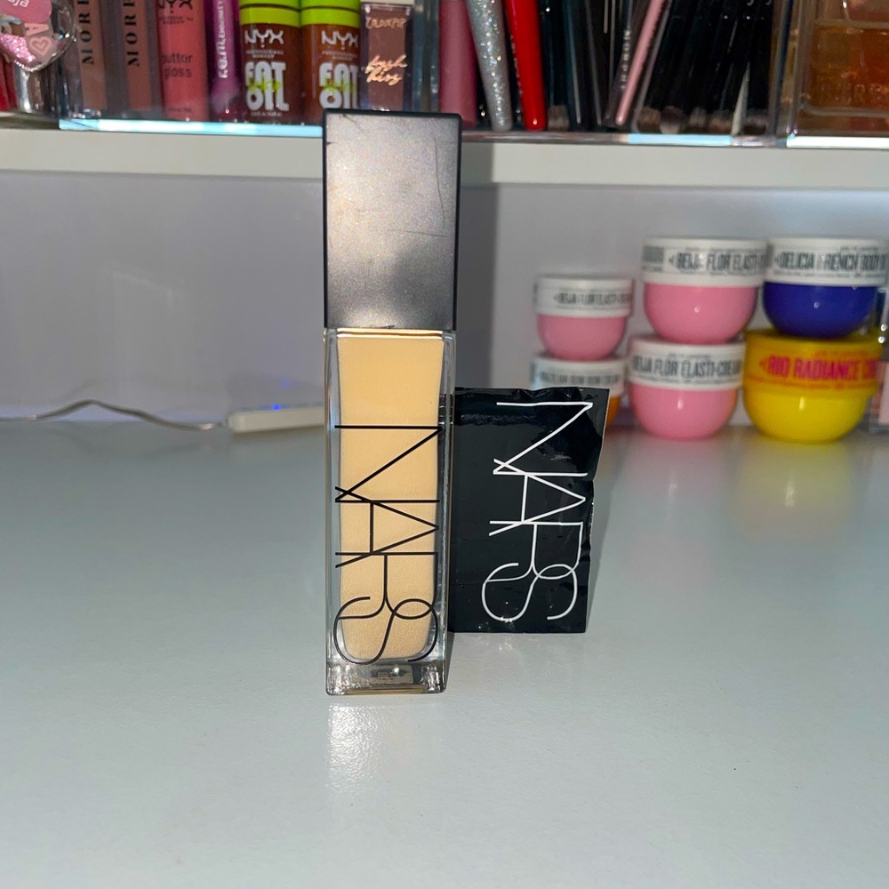 NARS 🖤